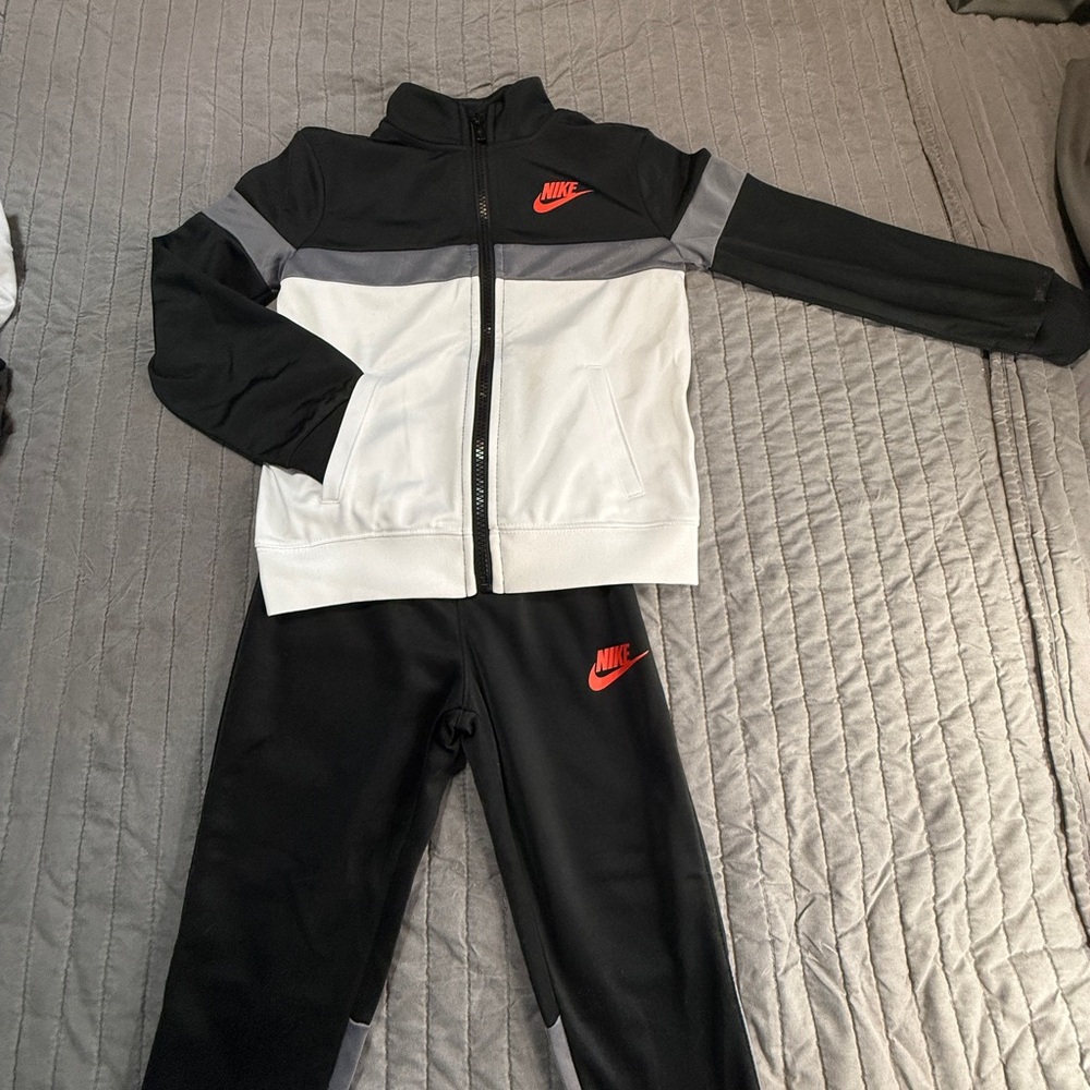 Nike Black and White Tracksuit with Red Accents